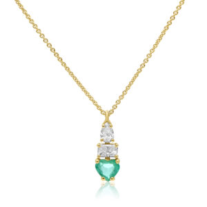 https://www.julien-jewelry.com/nl/product/necklace-set-with-diamond-emerald/&quot;